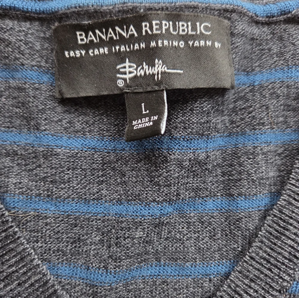 Banana Republic‎ Italian Merino Wool Men's V-Neck Striped Sweater Large
